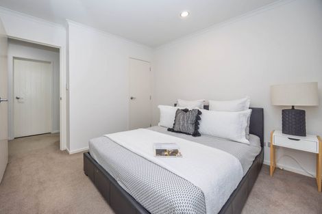 Photo of property in 33 Chadwick Place, Rototuna North, Hamilton, 3210