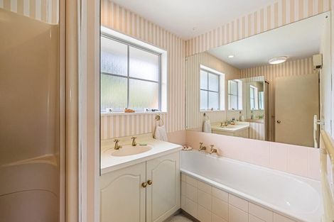 Photo of property in 2/27 Hamilton Avenue, Ilam, Christchurch, 8041