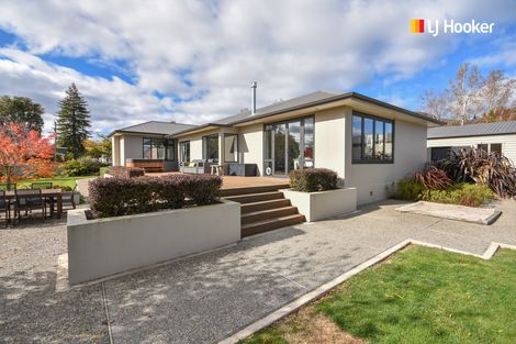 Photo of property in 28 Riccarton Road East, East Taieri, Mosgiel, 9024