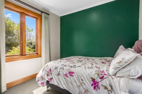 Photo of property in 28 Observatory Close, Whitby, Porirua, 5024