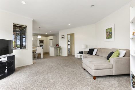 Photo of property in 31 Elan Place, Stanmore Bay, Whangaparaoa, 0932