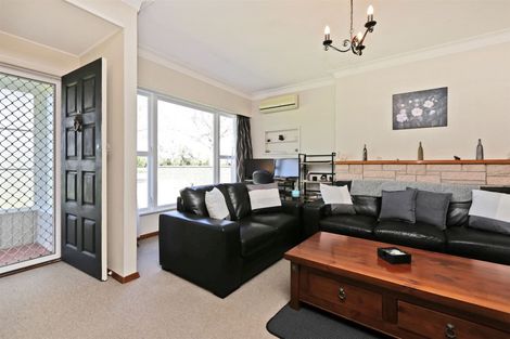 Photo of property in 908 Sylvan Road, Mayfair, Hastings, 4122