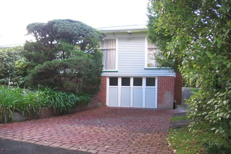Photo of property in 28 Triangle Road, Massey, Auckland, 0614