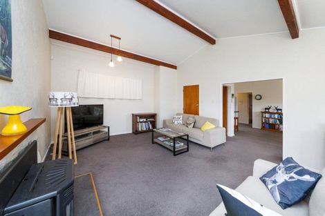 Photo of property in 20 Westhaven Grove, Takaro, Palmerston North, 4412