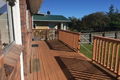 Photo of property in 17 Kinmont Crescent, Kinmont Park, Mosgiel, 9024