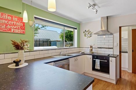 Photo of property in 7 Rimu Street, Waikanae, 5036