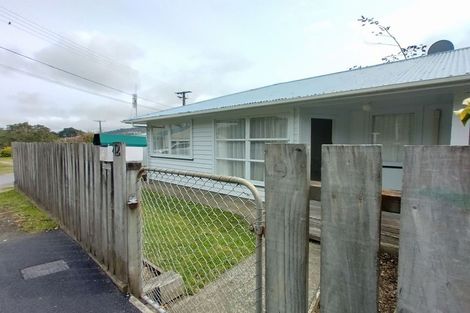 Photo of property in 42b Black Rock Road, Newlands, Wellington, 6037