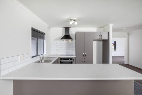 Photo of property in 4 Twickenham Place, Nawton, Hamilton, 3200