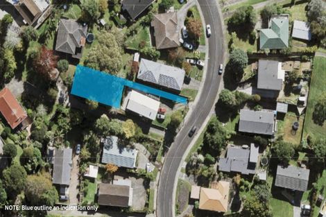 Photo of property in 52 Ayton Drive, Totara Vale, Auckland, 0629