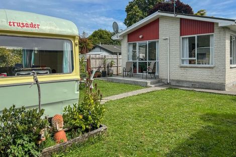 Photo of property in 13a Bentinck Street, Wallaceville, Upper Hutt, 5018