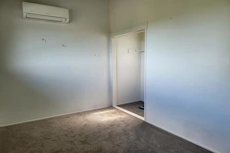 Photo of property in 81 College Road, Northcote, Auckland, 0627