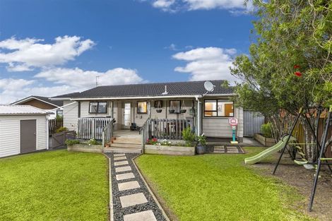 Photo of property in 45 Rosewarne Crescent, Glendene, Auckland, 0602