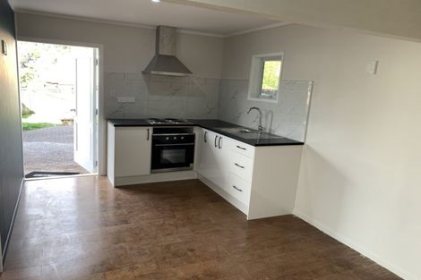 Photo of property in 27 Akarana Avenue, Mount Roskill, Auckland, 1041