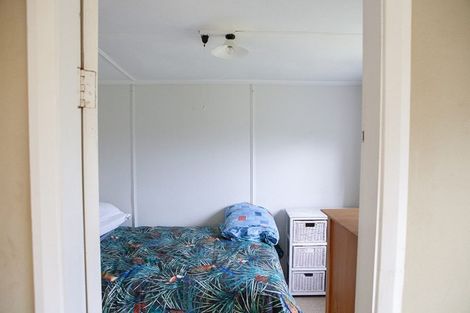 Photo of property in 23 Point Road, Mokau, 4376