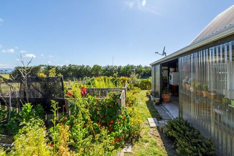 Photo of property in 95 Lake Ferry Road, Lake Ferry, Featherston, 5772