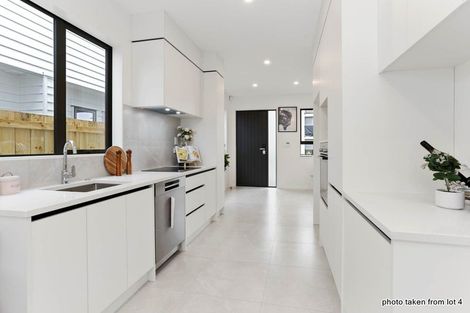 Photo of property in 13a Everitt Road, Otara, Auckland, 2023