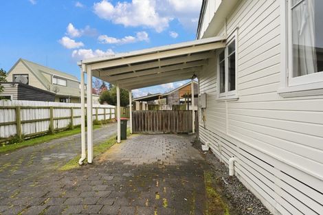 Photo of property in 41 Lake Crescent, Hamilton Lake, Hamilton, 3204