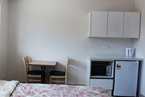 Photo of property in 48 Hooker Avenue, Bryndwr, Christchurch, 8053