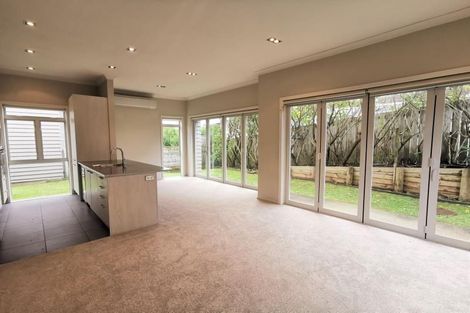 Photo of property in 2/78 Birkenhead Avenue, Birkenhead, Auckland, 0626