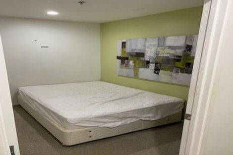 Photo of property in Alpha Apartments, 608/17 Vogel Lane, Auckland Central, Auckland, 1010