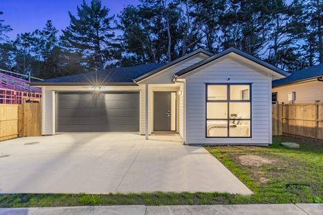 Photo of property in 20 Konoba Avenue, Kumeu, 0810