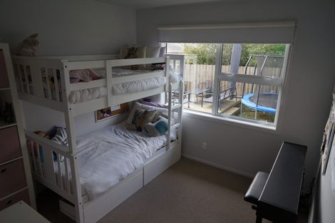 Photo of property in 1/248 Birkdale Road, Birkdale, Auckland, 0626