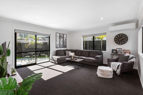 Photo of property in 75a Rototuna Road, Rototuna, Hamilton, 3210