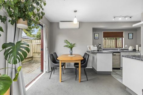 Photo of property in 26a Black Rock Road, Newlands, Wellington, 6037
