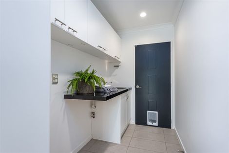 Photo of property in 28 James Hight Drive, Halswell, Christchurch, 8025