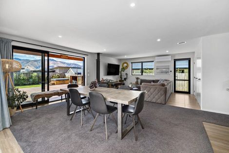 Photo of property in 19 Pennycook Place, Lake Hawea, Wanaka, 9382