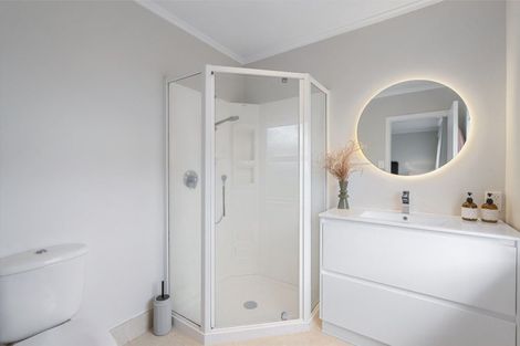 Photo of property in 6 Norglen Lane, Riverhead, 0820