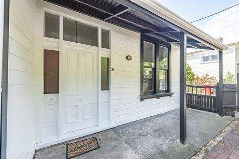 Photo of property in 21 Portal Street, Durie Hill, Whanganui, 4500
