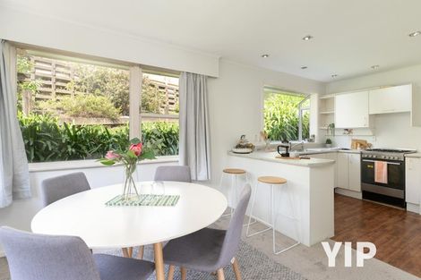 Photo of property in 114 Newlands Road, Newlands, Wellington, 6037