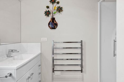 Photo of property in 29a Vogel Street, Hawera, 4610