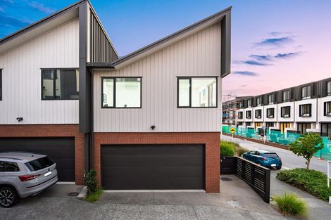 Photo of property in 8 Windlass Street, Long Bay, Auckland, 0630