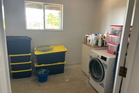 Photo of property in 20 Laser Place, Bayview, Auckland, 0629