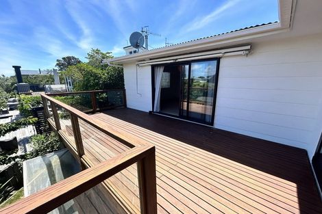 Photo of property in 14 Frances Street, Waikanae Beach, Waikanae, 5036