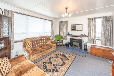 Photo of property in 22 Egmont Street, Castlecliff, Whanganui, 4501