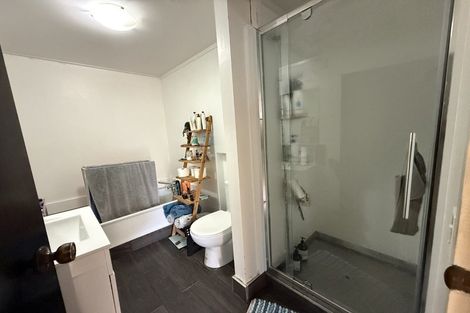 Photo of property in 27a Izard Road, Khandallah, Wellington, 6035