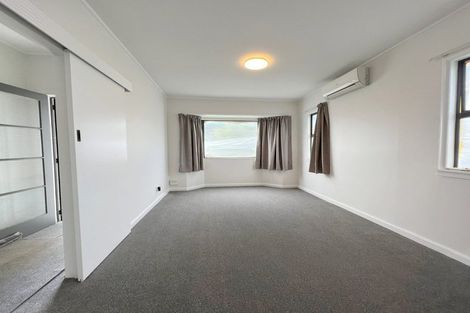 Photo of property in 5 Johnson Street, Dinsdale, Hamilton, 3204