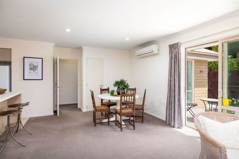 Photo of property in 6a Sunningvale Lane, Ilam, Christchurch, 8053