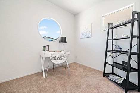 Photo of property in 14 Tide Close, Mount Wellington, Auckland, 1060