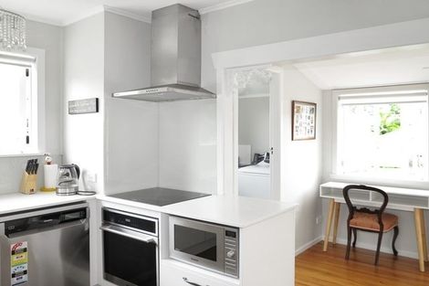 Photo of property in 63 Godley Road, Green Bay, Auckland, 0604