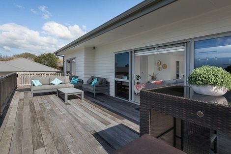 Photo of property in 12 Anatere Rise, Athenree, Katikati, 3177