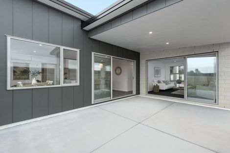 Photo of property in 25 Tamihana Avenue, Pyes Pa, Tauranga, 3112