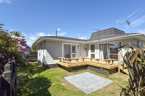 Photo of property in 2 Beryl Place, Pukehangi, Rotorua, 3015
