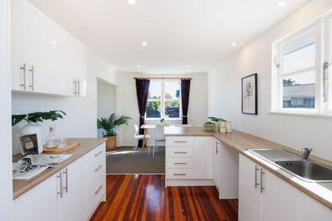 Photo of property in 20 Pinedale Parade, Milson, Palmerston North, 4414