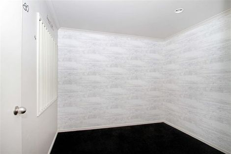 Photo of property in 19 Sabot Place, Massey, Auckland, 0614