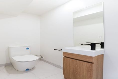 Photo of property in 16 Corporal Street, Papakura, 2110