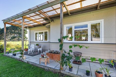 Photo of property in 25 Boulton Road, Levin, 5510